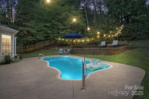 131 Misty Arbor Ln, Mooresville, NC 28117