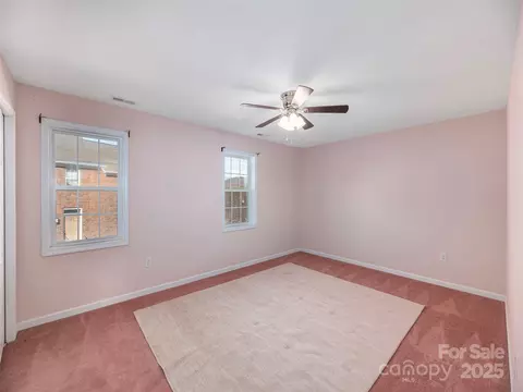 Bedroom - 53 Vancott Ct, Clyde, NC 28721 photo 3 of 3