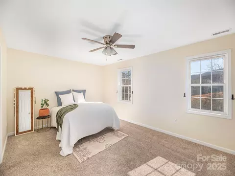 Bedroom - 53 Vancott Ct, Clyde, NC 28721 photo 1 of 3
