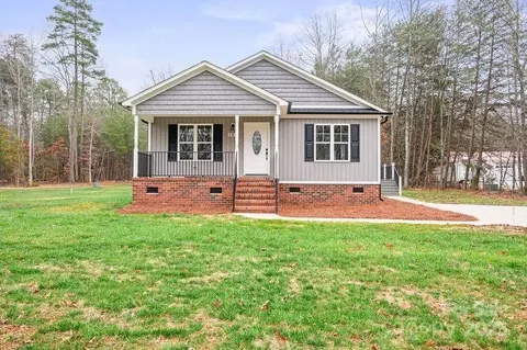 585 Parks Rd, Salisbury, NC 28146
