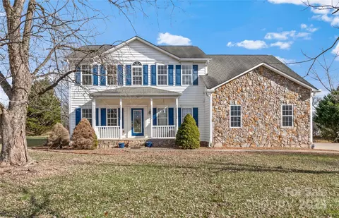 208 Mountain View Rd, Statesville, NC 28625