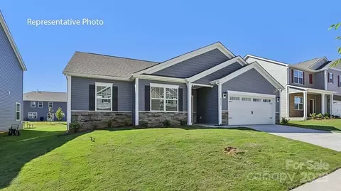 143 Pecan Grove Ln, Statesville, NC 28677