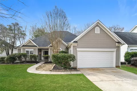 9410 Mitchell Glen Dr, Charlotte, NC 28277