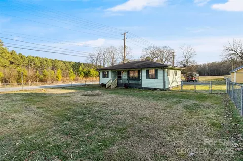 90 2nd Se St SE, Catawba, NC 28609