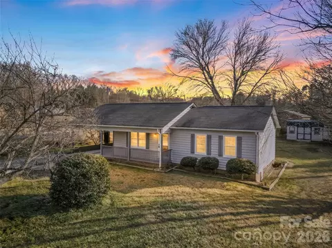 2730 33rd Ne Ave NE, Hickory, NC 28601