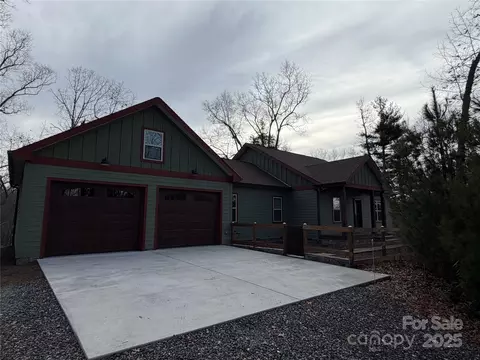 223 Autumn Fern Trl, West Jefferson, NC 28694