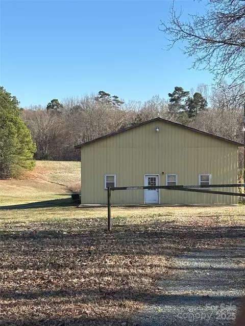 1124 Mcintyre Rd, Wingate, NC 28174