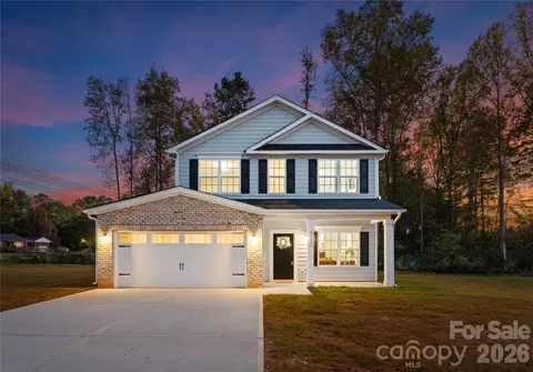 1422 Summerville Rd, Charlotte, NC 28214