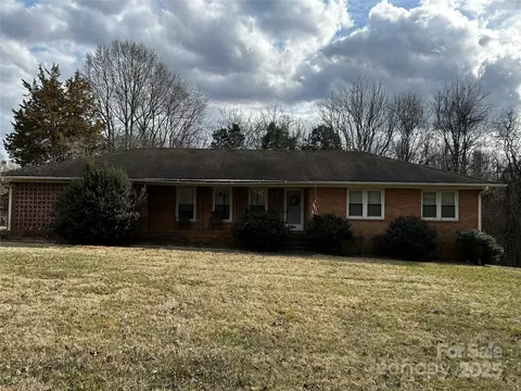 7008 Mcilwaine Rd, Huntersville, NC 28078