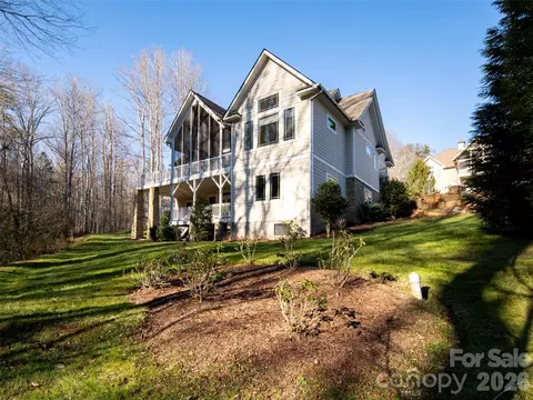 123 Orvis Stone Cir, Biltmore Lake, NC 28715