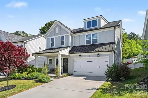5010 Whitman Ave, Matthews, NC 28105