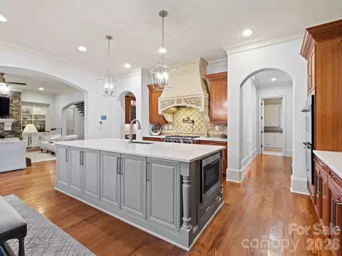 229 Wrenwood Ln, Charlotte, NC 28211