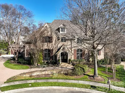 229 Wrenwood Ln, Charlotte, NC 28211