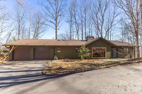 11 Poplar Dr, Mills River, NC 28759