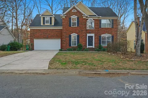8921 Newgard Ct, Charlotte, NC 28269