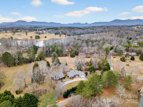 705 Hooper Creek Rd, Tryon, NC 28782 photo 2