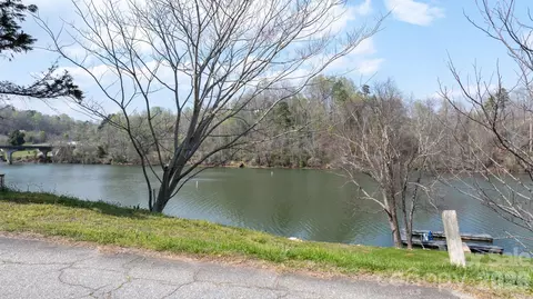 207 Catawba Ave, Hickory, NC 28601 photo 9