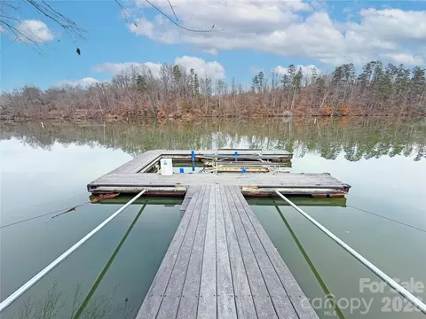 207 Catawba Ave, Hickory, NC 28601 photo 6