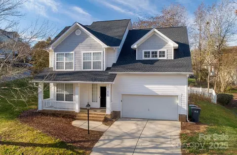 2242 Bleckley Ct, Charlotte, NC 28270