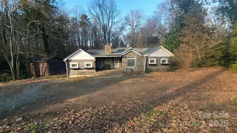1517 Summerville Rd, Charlotte, NC 28214