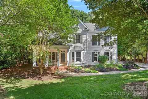 254 Bay Harbour Rd, Mooresville, NC 28117