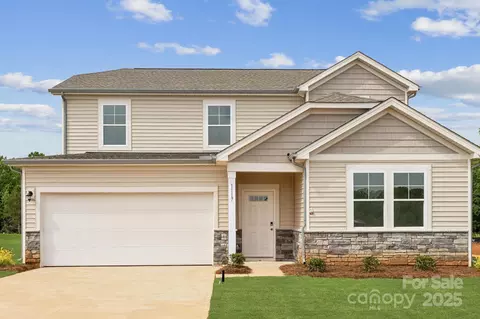 917 Hallman Branch Ln, Lincolnton, NC 28092