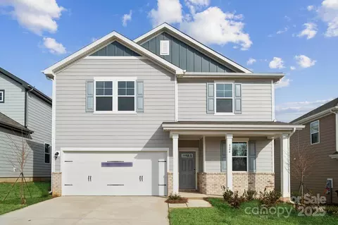 811 Olde England Dr, Lincolnton, NC 28092