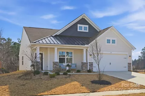 164 Kennerly Center Dr, Mooresville, NC 28115