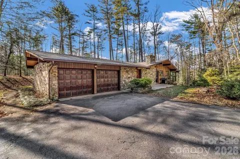 3 Frith Dr, Asheville, NC 28803