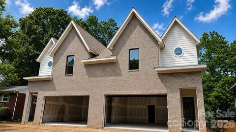 2625 Springway Dr, Charlotte, NC 28205