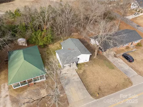 View/Area - 608 Rock St, Lancaster, SC 29720 photo 1 of 4