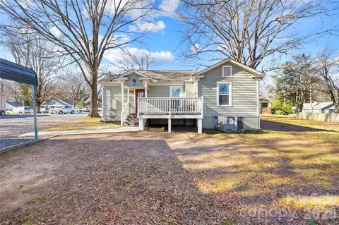 Exterior - 217 Winburn St, Monroe, NC 28112 photo 2 of 3