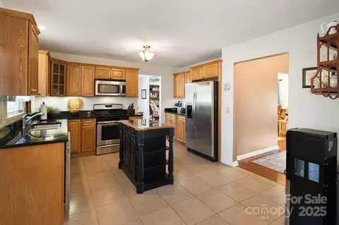 154 Harris St, Spruce Pine, NC 28777 photo 16