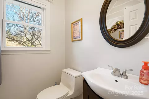 154 Harris St, Spruce Pine, NC 28777 photo 22