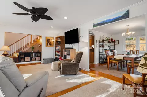 154 Harris St, Spruce Pine, NC 28777 photo 9