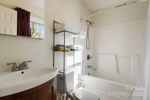 154 Harris St, Spruce Pine, NC 28777 photo 31