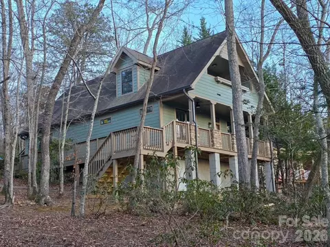 10 Mcmurray Ln, Black Mountain, NC 28711