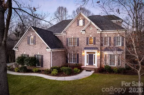 1237 Waynewood Dr, Waxhaw, NC 28173