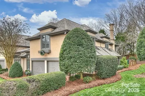 5721 Ballinard Ln, Charlotte, NC 28277