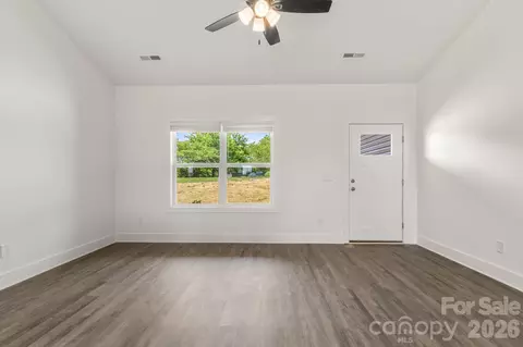 1545 Antioch Dr, Conover, NC 28613 photo 6