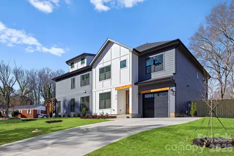 818 Yellowstone Dr, Charlotte, NC 28208