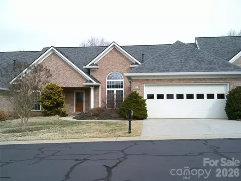 3131 9th Street Ne 59 Dr NE #59, Hickory, NC 28601