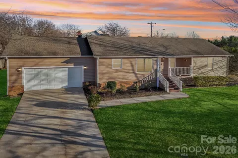 11000 Mallard Crossing Dr, Charlotte, NC 28262