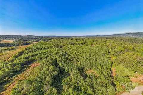 307 Rc Rd, Traphill, NC 28685