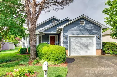 2915 Cherry Blossom Ct, Fort Mill, SC 29715