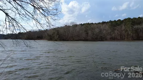 3111 Catawba Rd, Great Falls, SC 29055