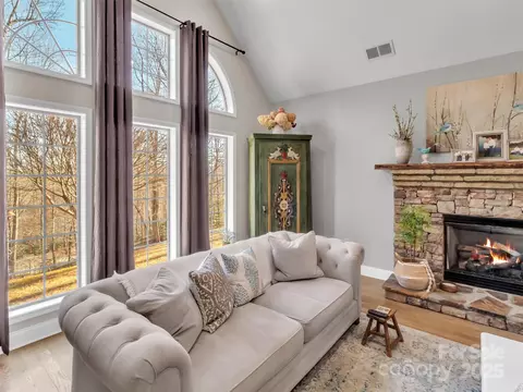 Living - 166 Amaroo 56 Rdg #5,6, Webster, NC 28788 photo 2 of 2