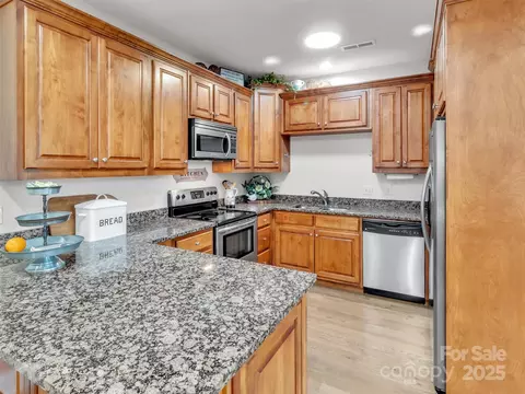 Kitchen - 166 Amaroo 56 Rdg #5,6, Webster, NC 28788 photo 2 of 3