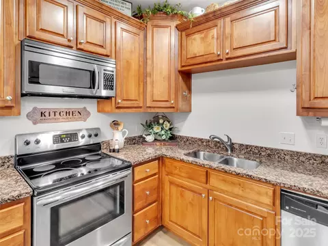 Kitchen - 166 Amaroo 56 Rdg #5,6, Webster, NC 28788 photo 1 of 3