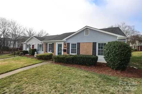 8084 Knights Bridge Rd, Charlotte, NC 28210
